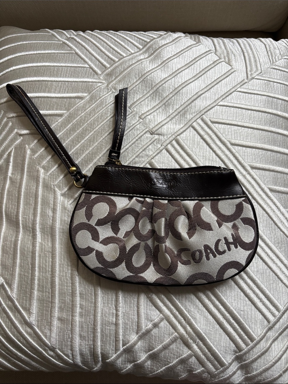 Coach Signature Print Wristlet/Pouch